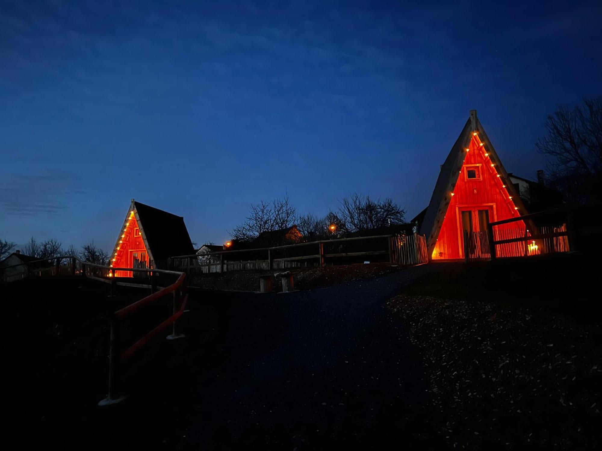 Tiny House Ardennes Villa Fromelennes Eksteriør bilde